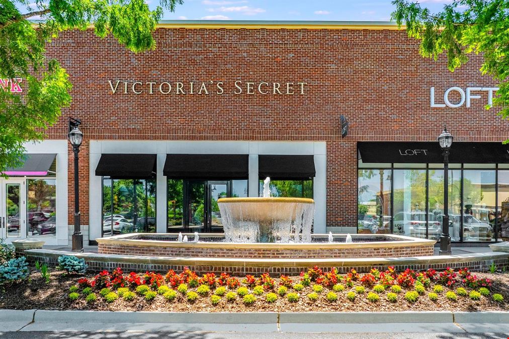 The Shoppes at Webb Gin