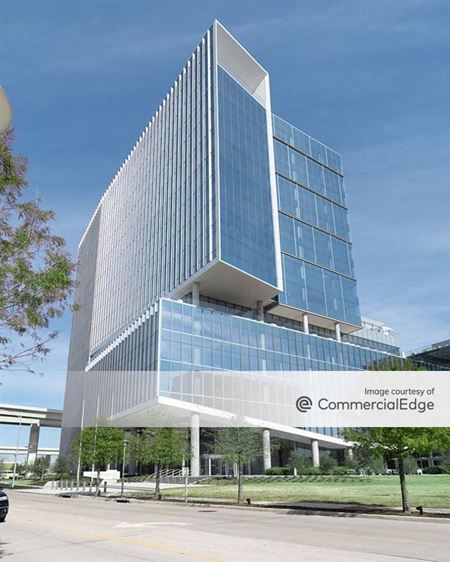 Preview of commercial space at 990 Town and Country Blvd