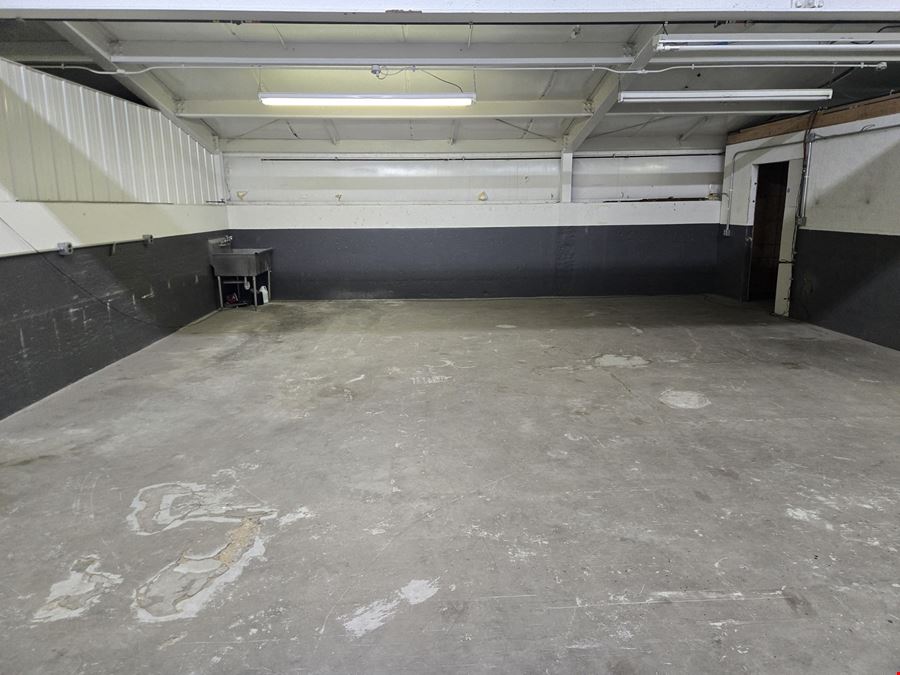 Scout Industrial Park - 2,435 SF Industrial/flex