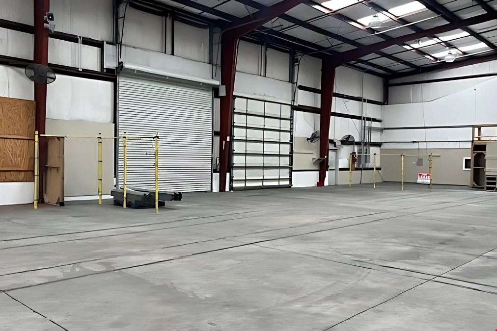 Rare Flex Industrial Opportunity for Single Tenant