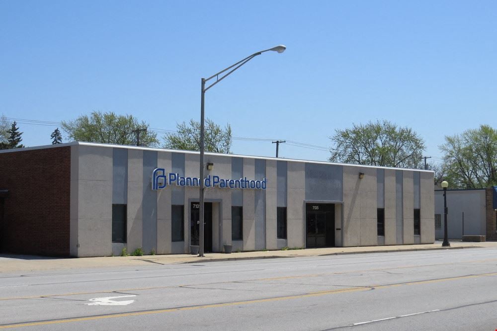 Indianapolis Blvd Office Building