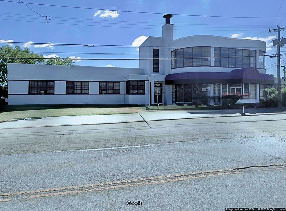 2900 Gilbert