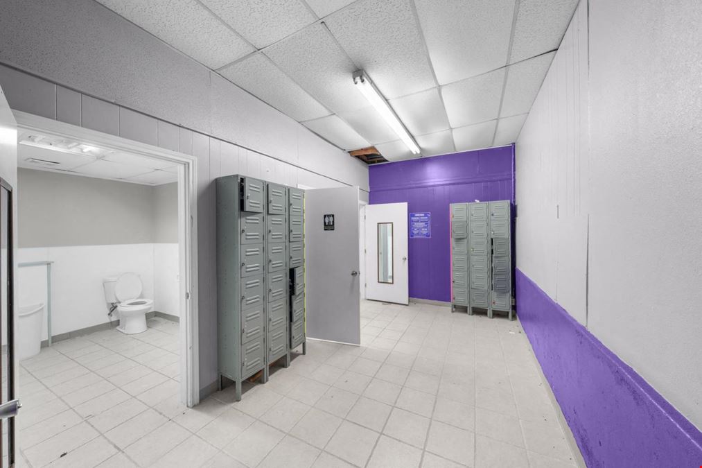 Flex Space for Lease in Ennis