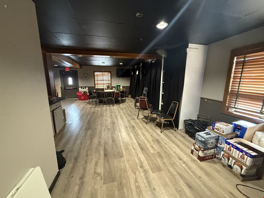 7510 N Main St