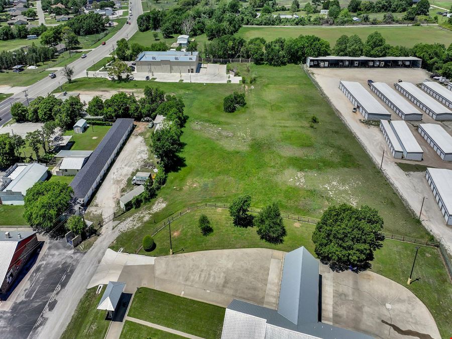 5642 Acton Hwy