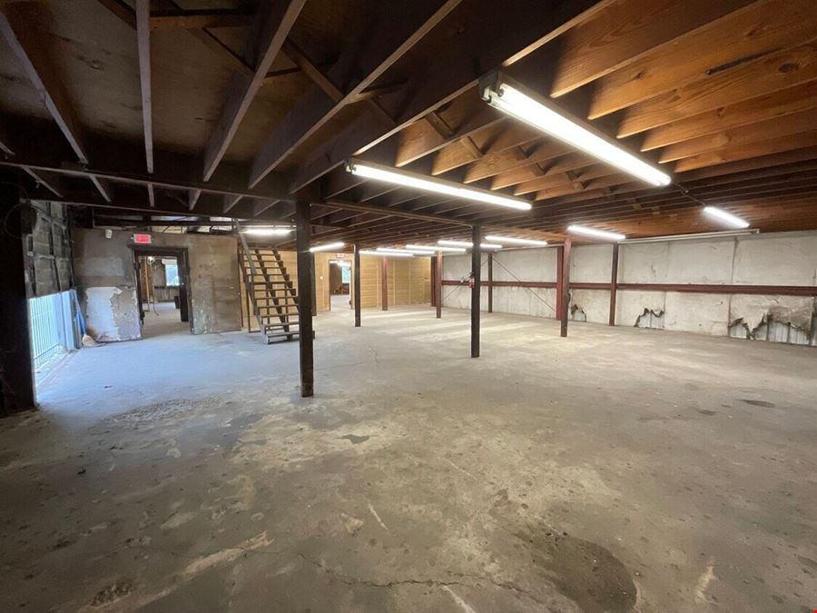 Splendora, TX - Old HWY 59 N -Retail/Warehouse For Sale