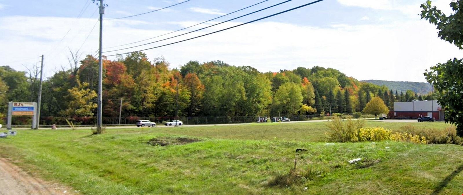 133 Independence Dr. 2.61 +/- Acres Buildable Vacant Land