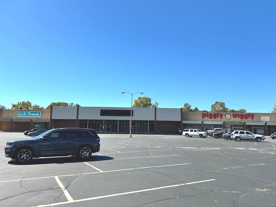 Russell Plaza Shopping Center
