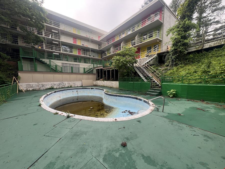 The Ravine Apartments
