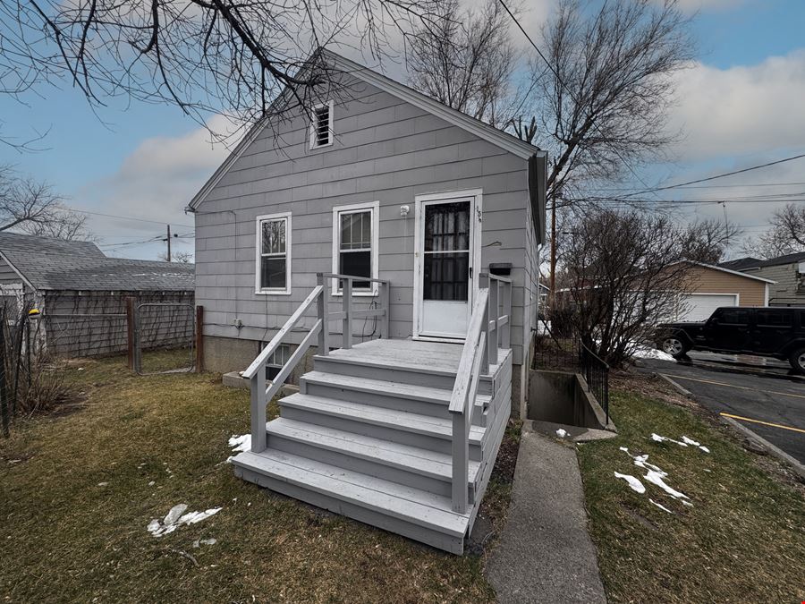 15 Burlington Ave