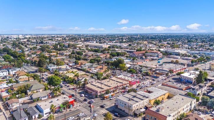 FOR SALE | Southern Downtown Los Angeles | Mixed-Use Retail/Multifamily | Attractive 7.9% Cap Rate on Forecast 2026 NOI