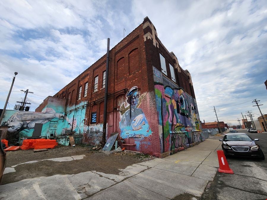 1561 Adelaide