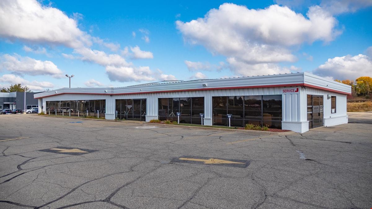 High-Exposure Highway 52 Commercial Site