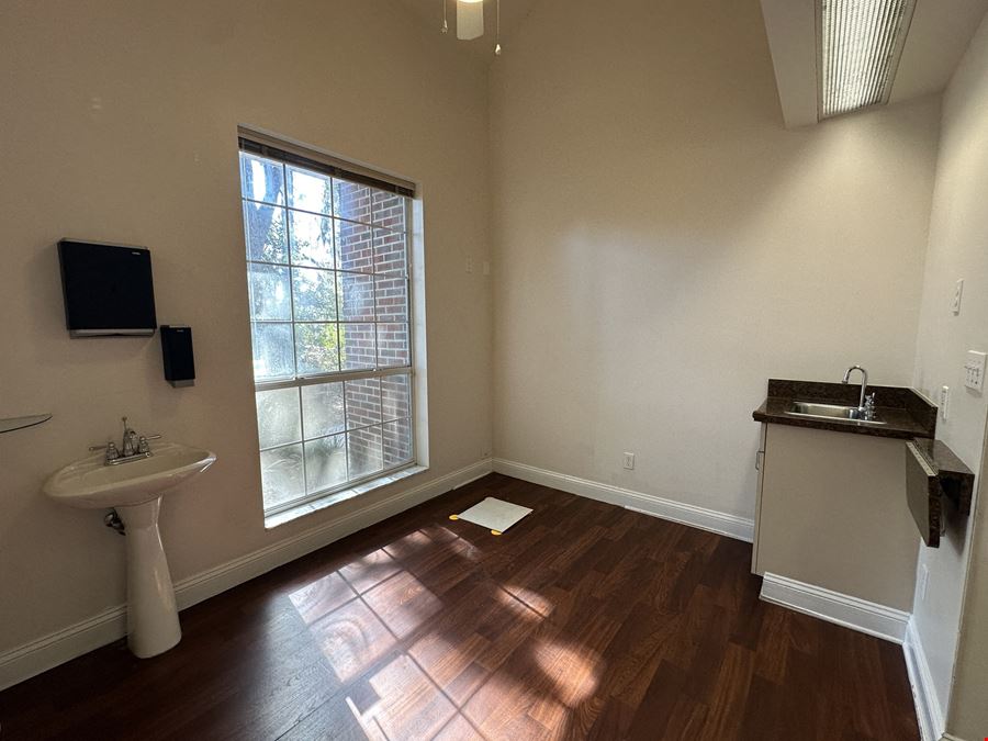Medical/Professional Free-Standing Office Building - Waterford Park