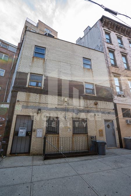 364-366 Broadway