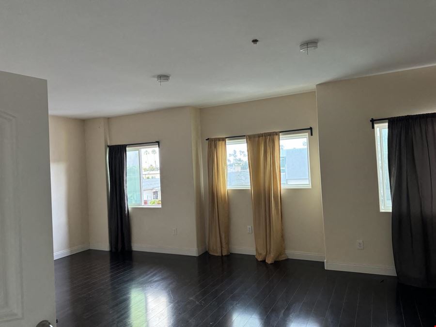 4741Point Loma 