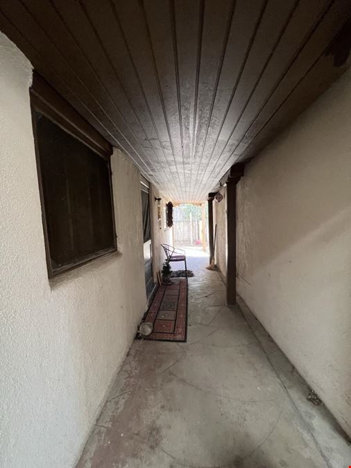 1425 Paseo De Peralta