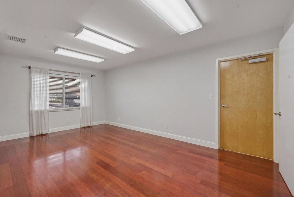 Freestanding fully renovated Flex Space