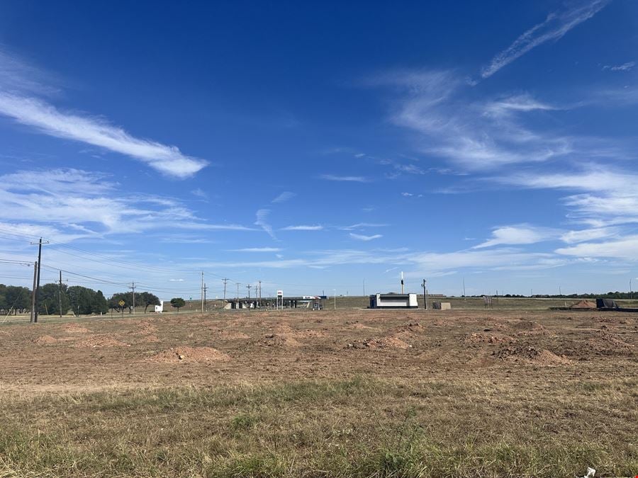 4260 Treanor Drive - 3.00 ACRES