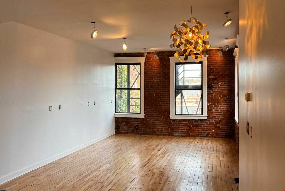 1,500 SF | 20 Bank Street | Move-In Ready Space With Open Column-Free Layout for Lease