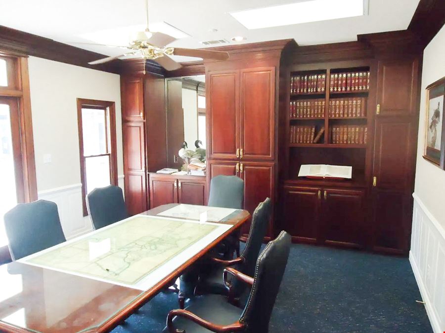 Free Standing Professional Office Building off Sherwood Forest