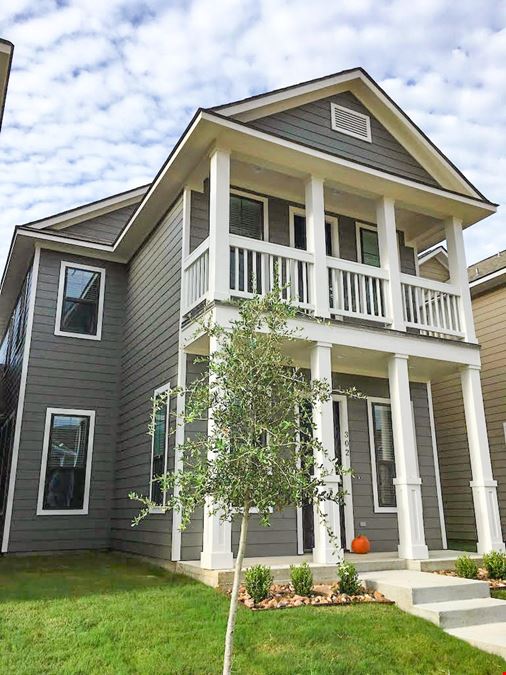 Redmond Row Townhomes