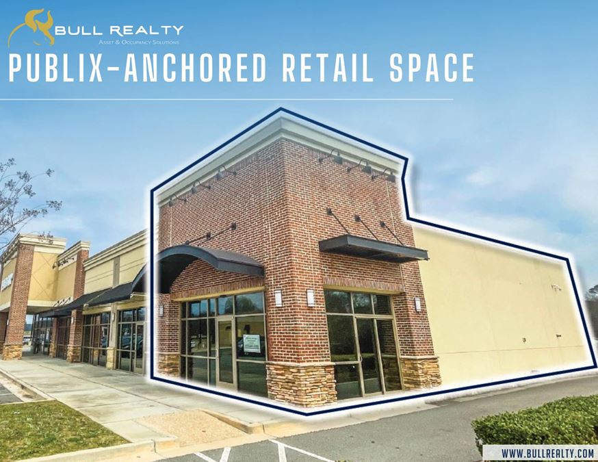 Publix-Anchored Retail Space | ±2,800 SF