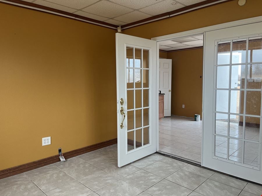 11603 N FM 2528