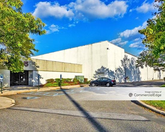 Preview of Industrial space for Rent at 55 Metro Way