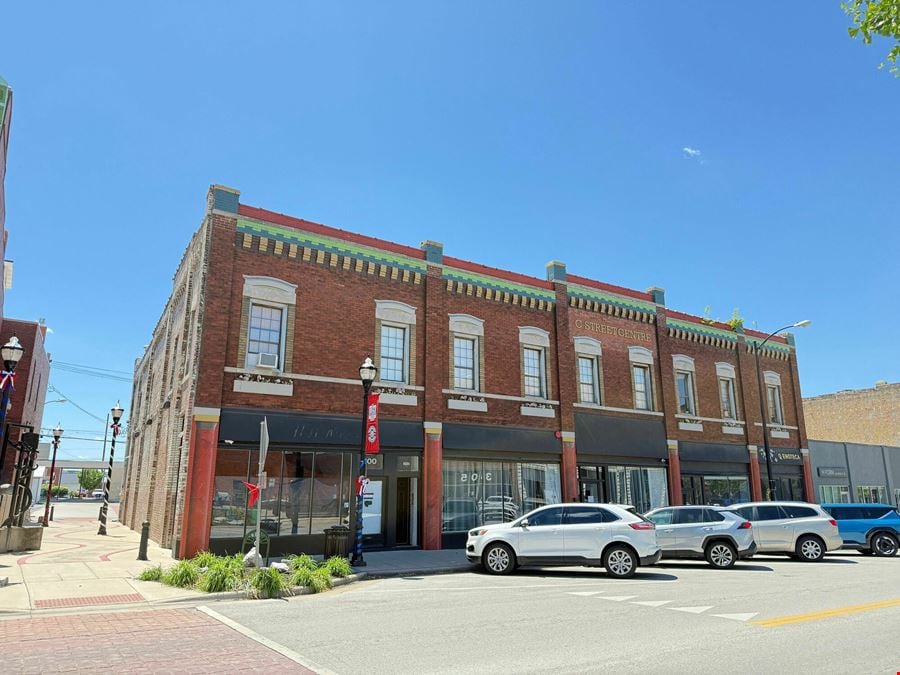 300-308 West Commercial Street