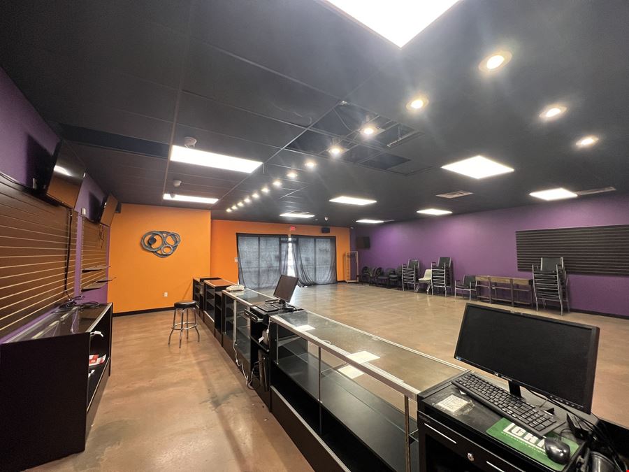 804 West Interstate 240 Service Road