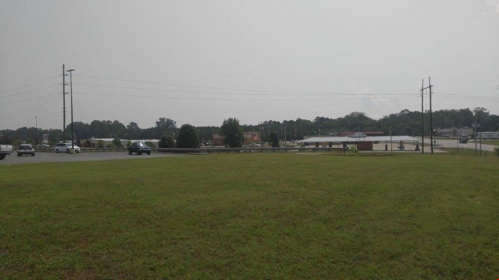 Walmart Outparcel 2-.82 acres. Lafayette, GA.