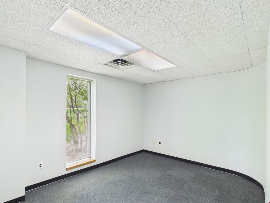 305 Commerce Drive, Unit 100