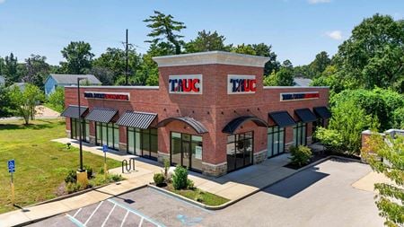 Preview of Retail space for Rent at 915 North Kirkwood Road Kirkwood