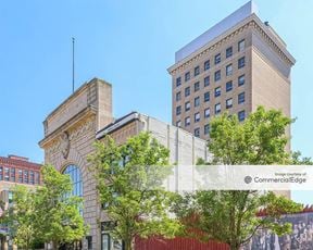 126 Central Plaza North