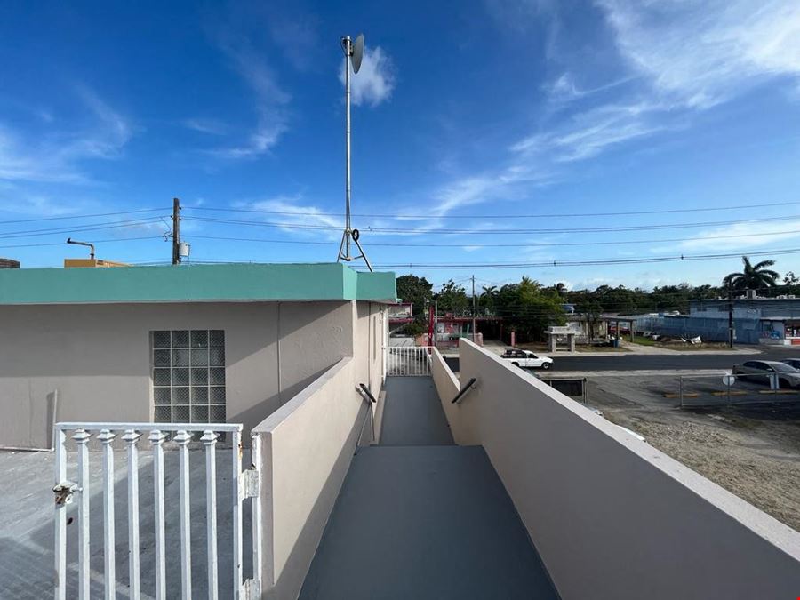 Commercial mixed use & multifamily in Vega Alta / Dorado, Puerto Rico