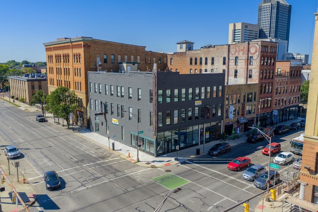 147 - 153 E Main St