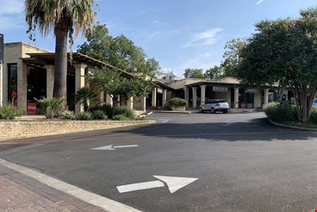 Preview of Retail space for Rent at 5800 Broadway