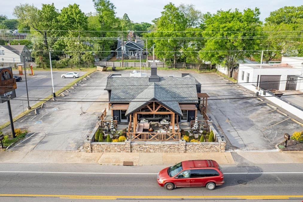 320 W College St, Pulaski TN