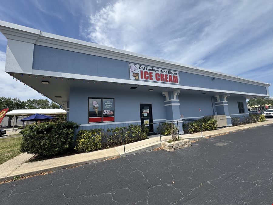 110 S Courtenay Pkwy