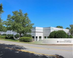 560 Atlanta South Parkway
