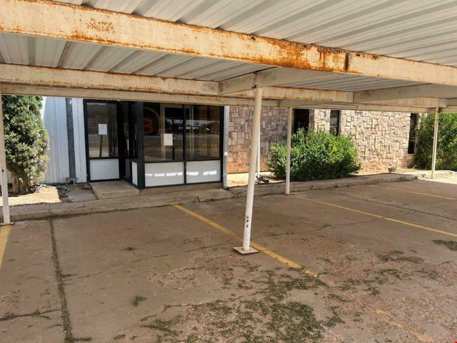 12,500 SF on 3.9 Acres on TX-83