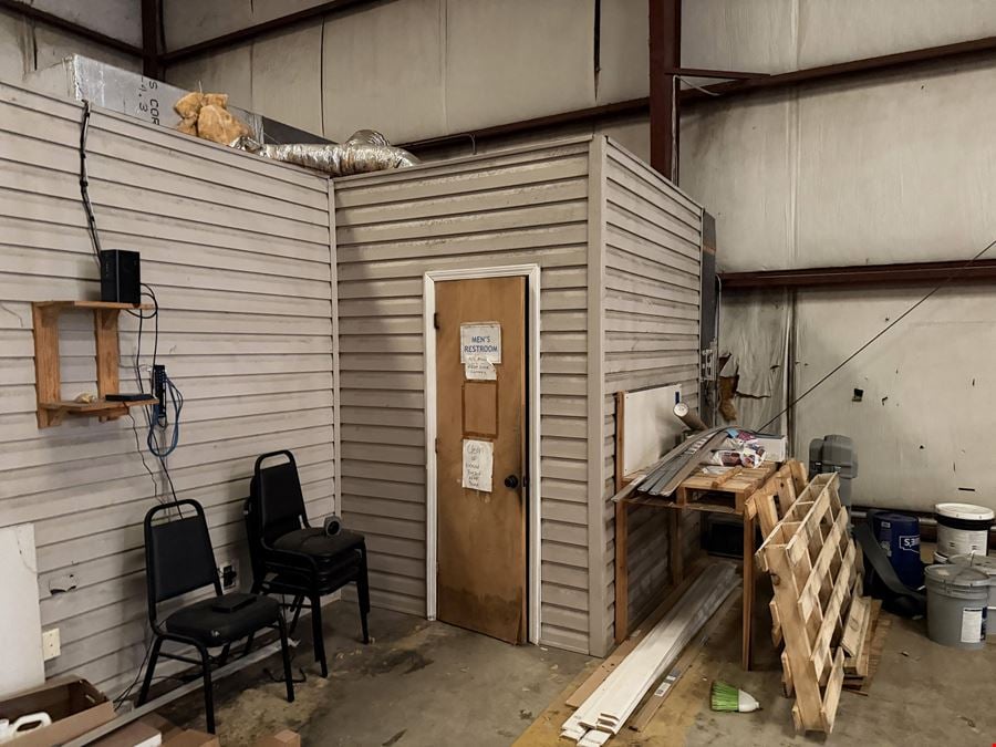 Industrial Opportunity Near Port & Airport