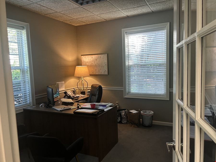CLASS A OFFICE SPACE AVAILABLE FOR SUBLEASE