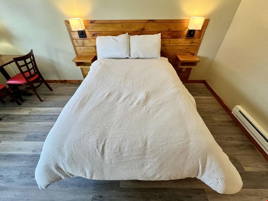 Stone Manor Motel
