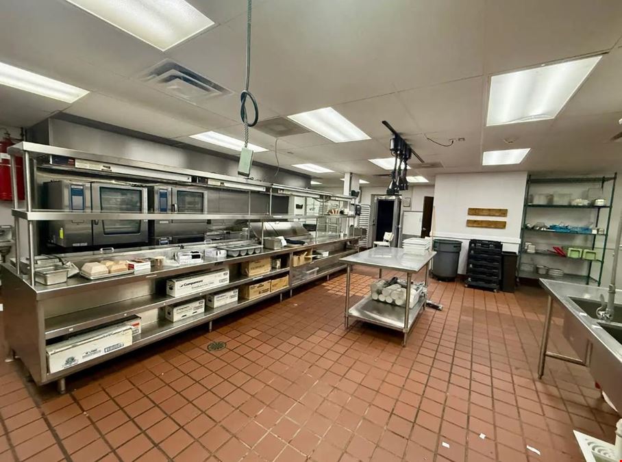 Former Restaurant-Night Club - Lansing Township