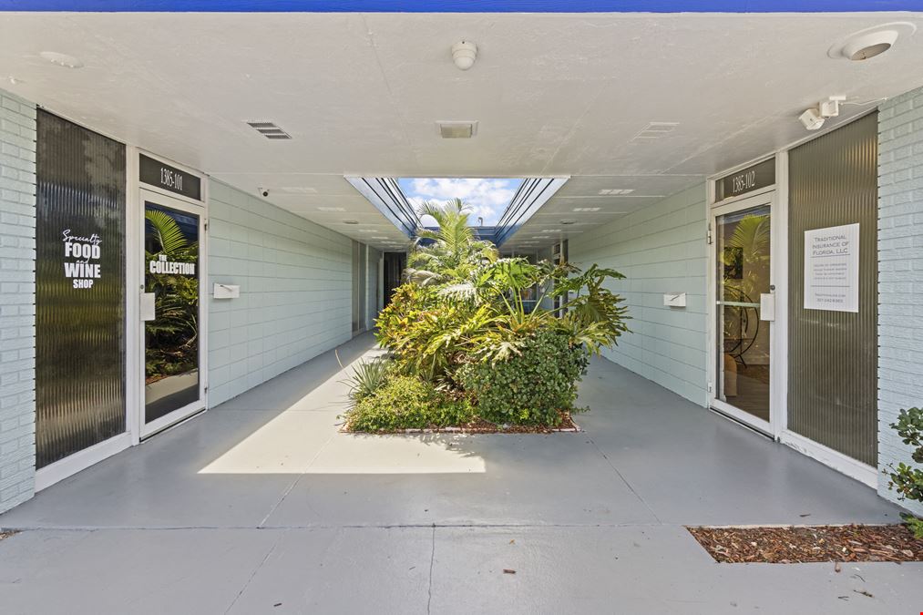 1363 Cypress Ave