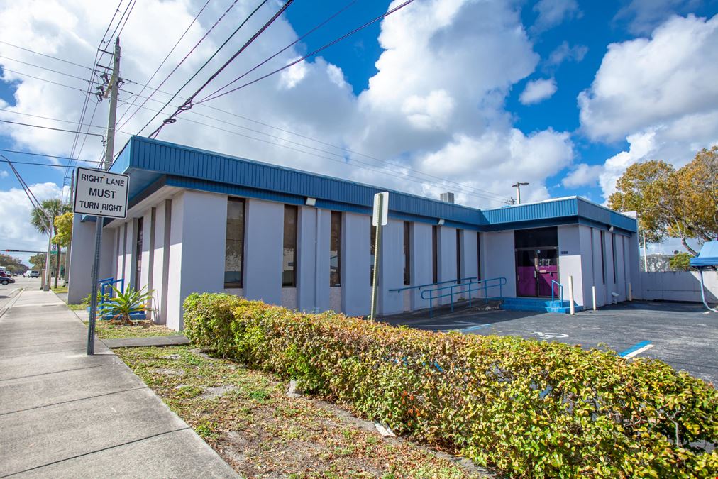 Premier Standalone Office/Retail Opportunity