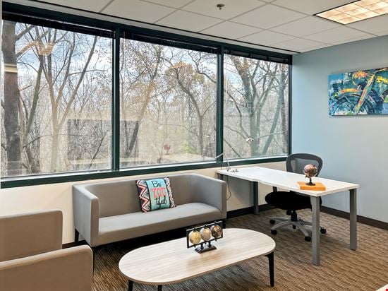 Regus - Highland Ridge II