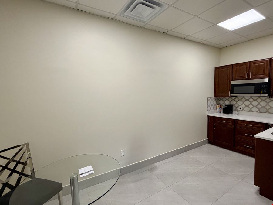 1300 City View Ctr